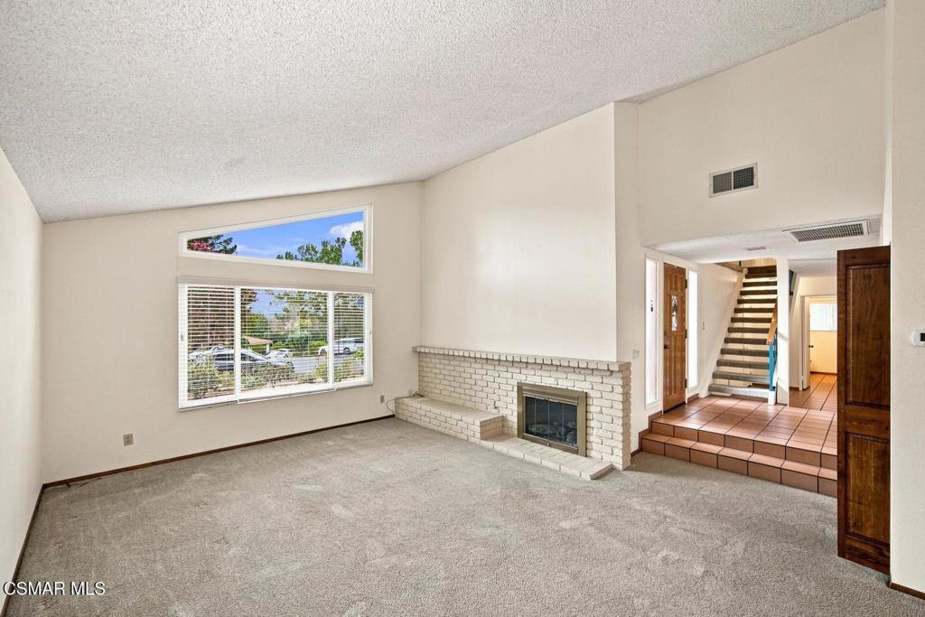 812 Chaparral Court Property Photo 4