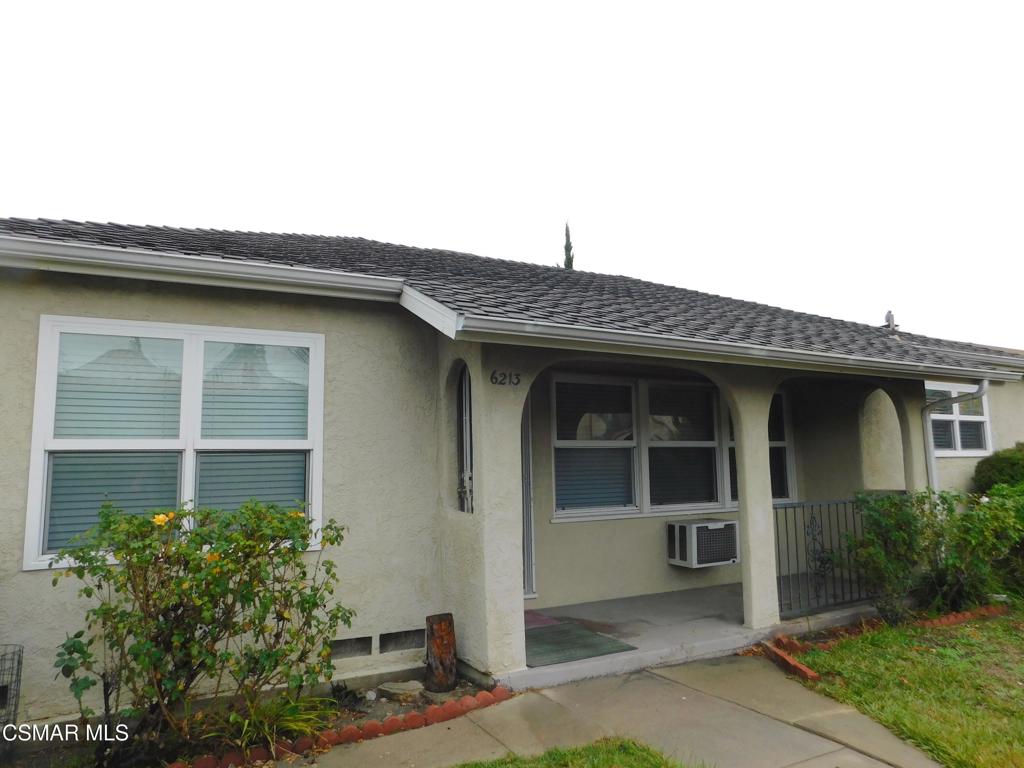 6213 Whitsett Avenue Property Photo 2