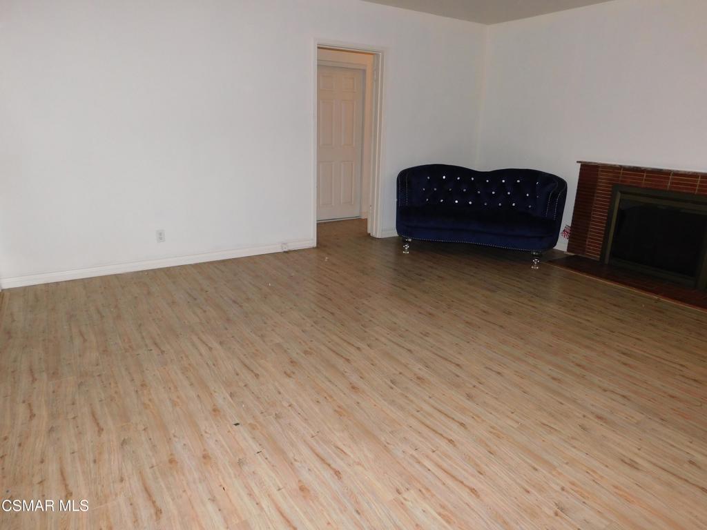 6213 Whitsett Avenue Property Photo 11