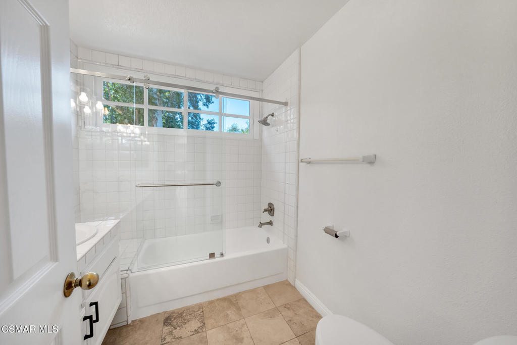 1753 Saint Andrews Place Property Photo 13