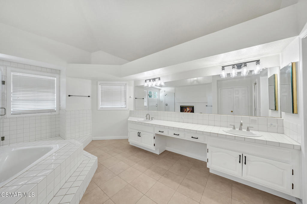 1753 Saint Andrews Place Property Photo 22