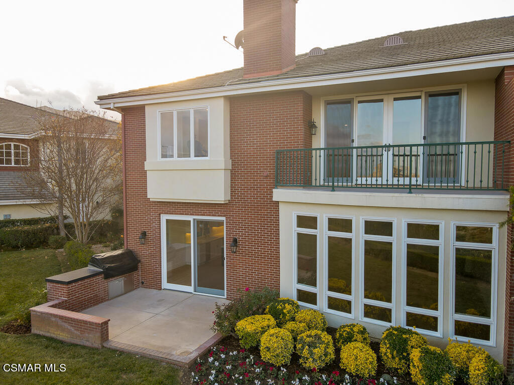 2390 Crombie Court Property Photo 41