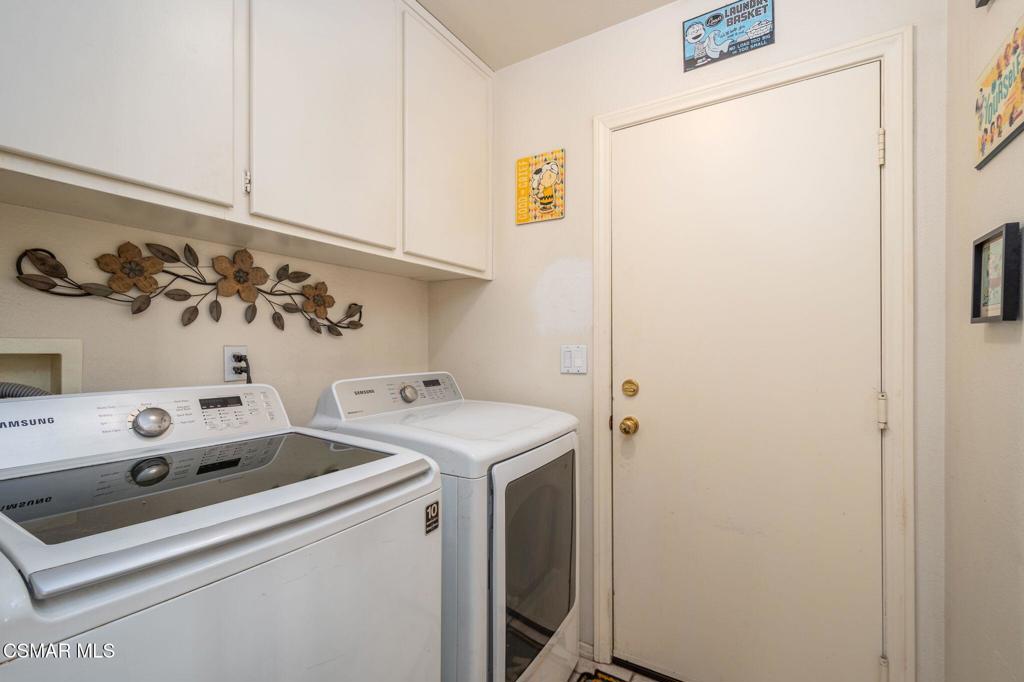 1014 Borden Avenue Property Photo 27