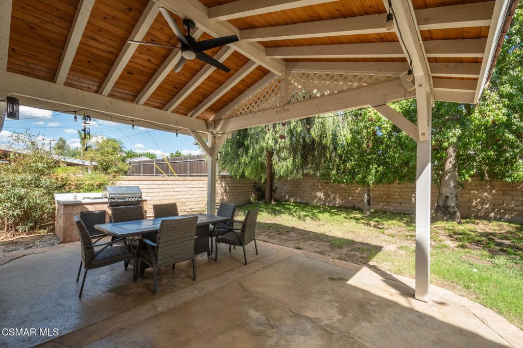 1014 Borden Avenue Property Photo 29
