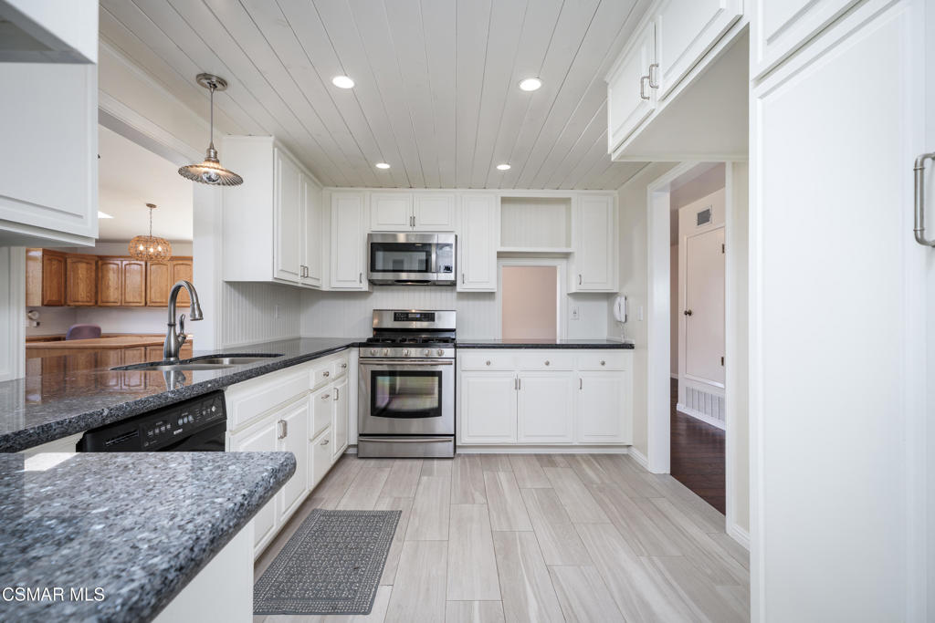 4386 Valley Drive Property Photo 16