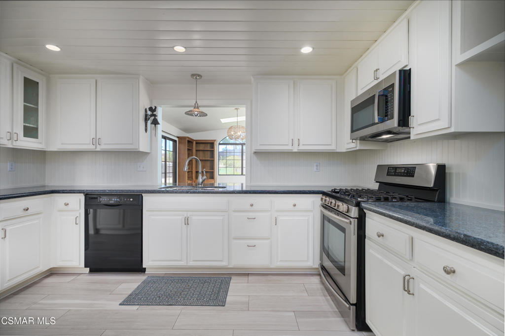 4386 Valley Drive Property Photo 17
