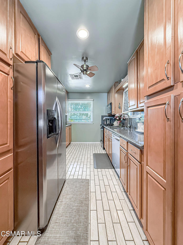 22847 W Enadia Way Property Photo 16