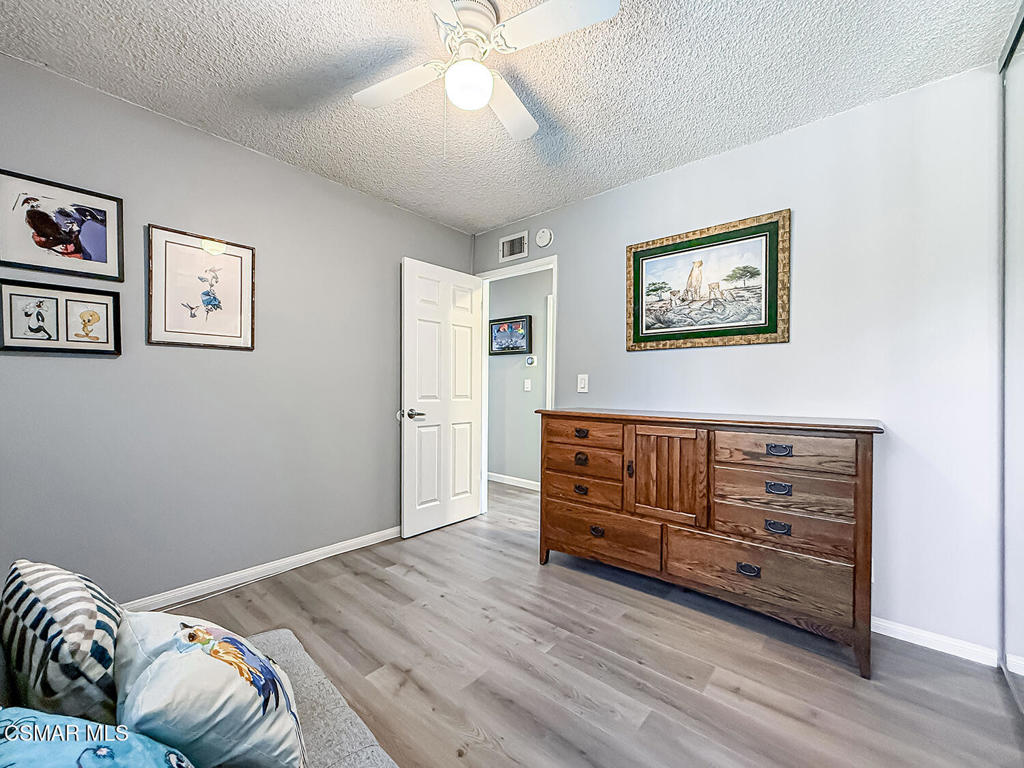 22847 W Enadia Way Property Photo 23