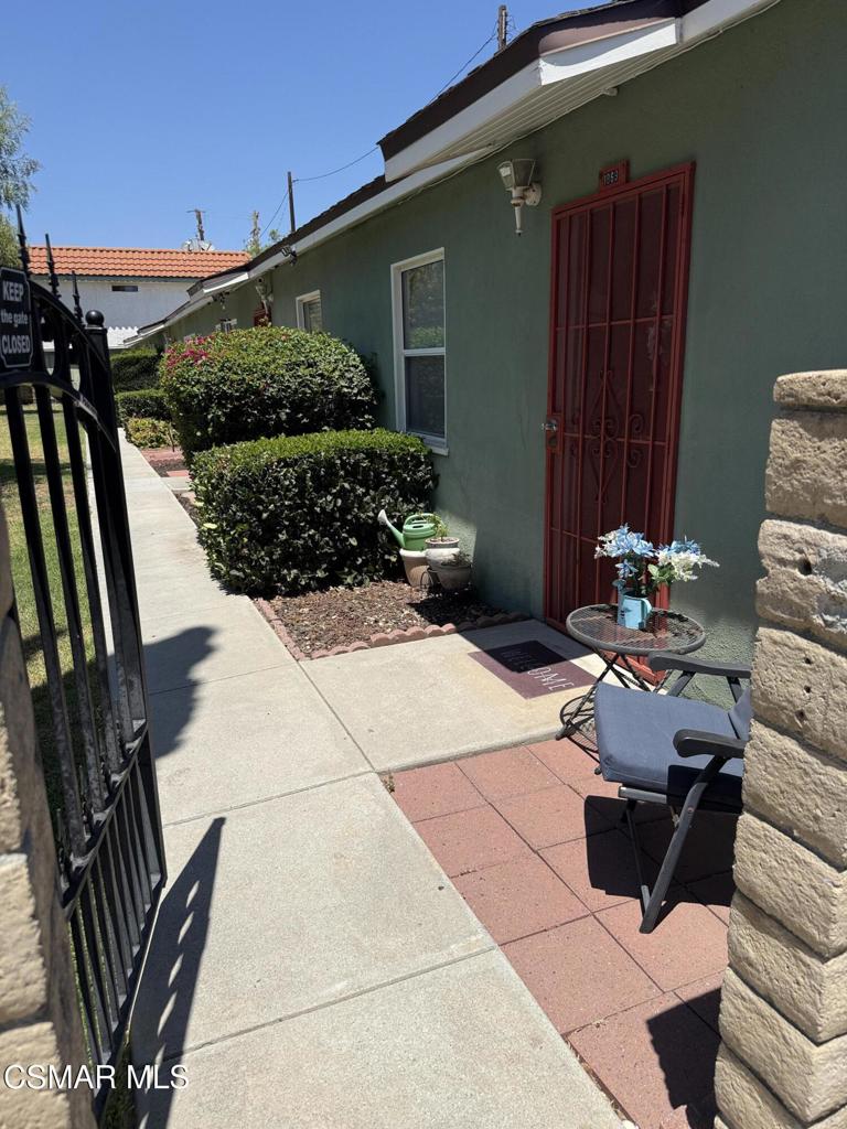 1869 Patricia Avenue Property Photo 2