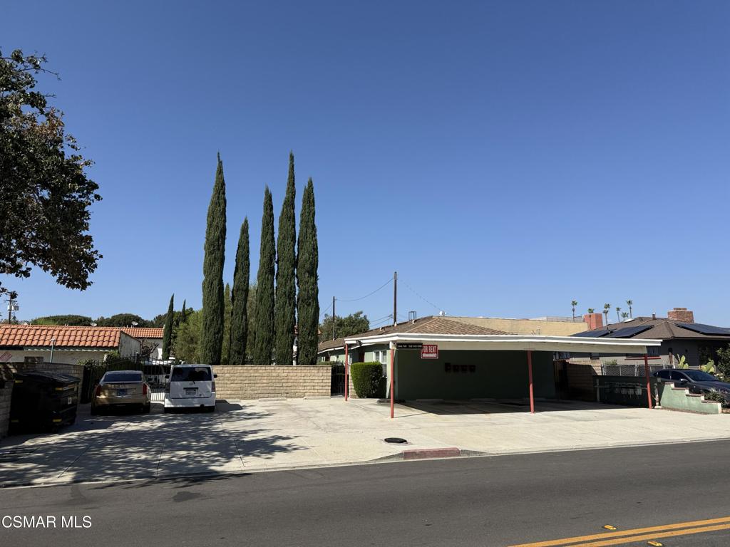 1869 Patricia Avenue Property Photo 10
