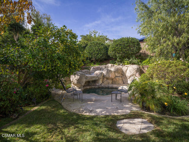1221 Gentilly Place Property Photo 4
