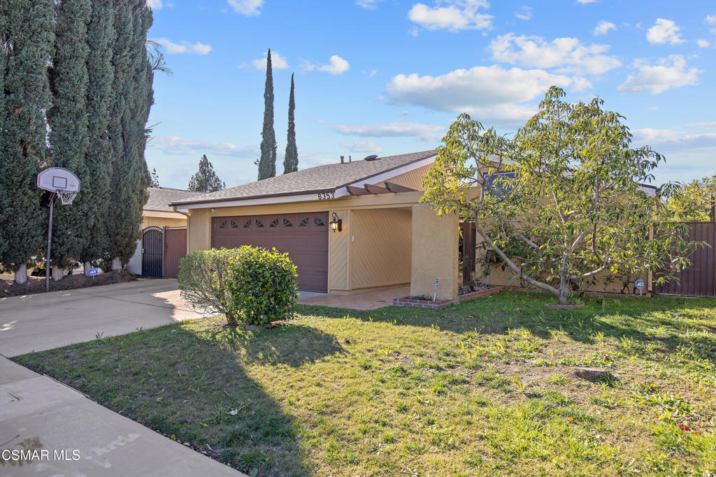 8353 Lurline Avenue Property Photo 2