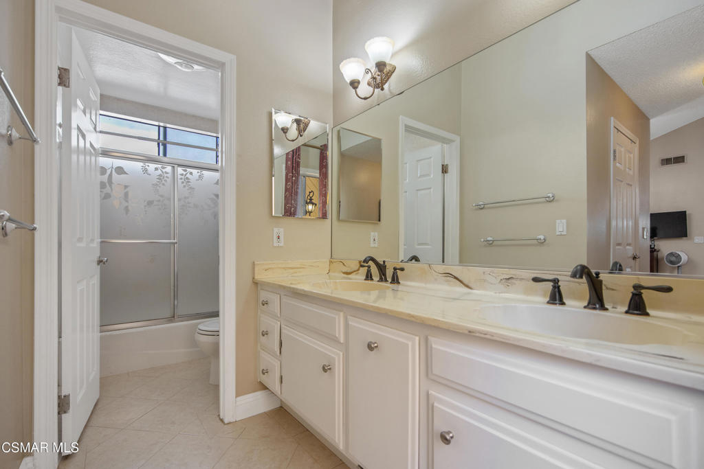 8353 Lurline Avenue Property Photo 25