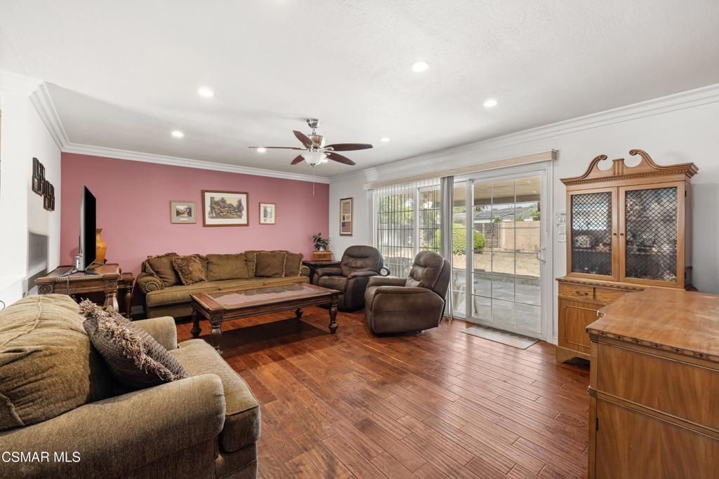 1207 Graham Street Property Photo 10