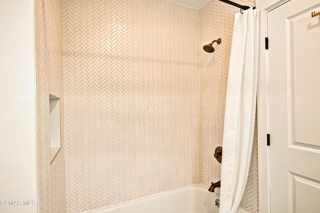 1507 Isabel Street Property Photo 11
