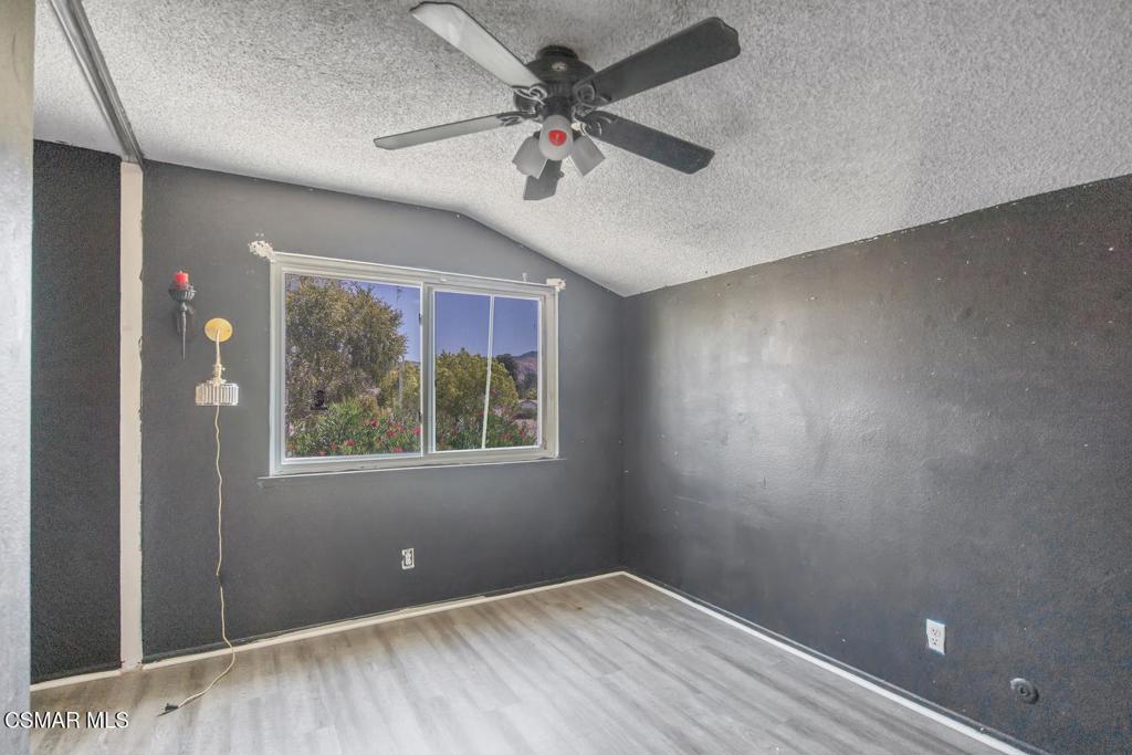 28636 Lapine Avenue Property Photo 8