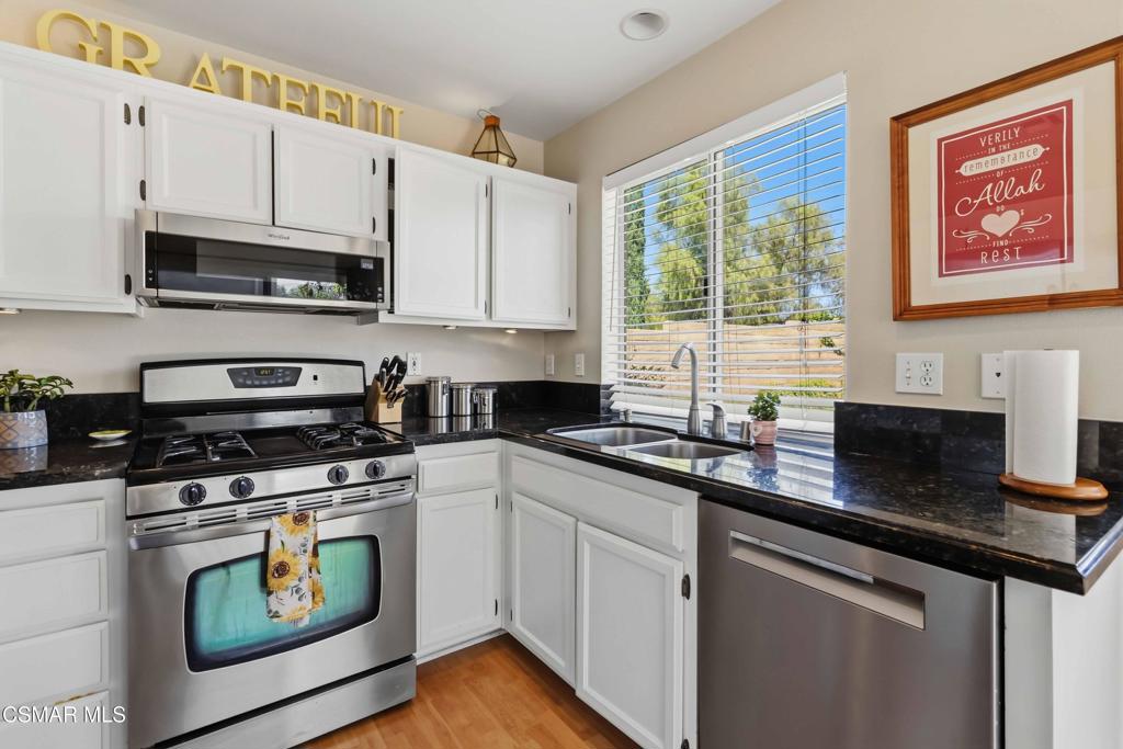 1160 Knottingham Street Property Photo 19