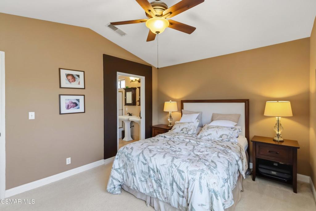 1160 Knottingham Street Property Photo 34