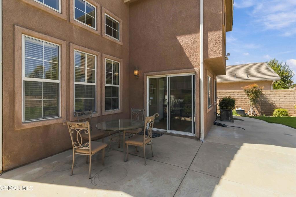 1160 Knottingham Street Property Photo 37