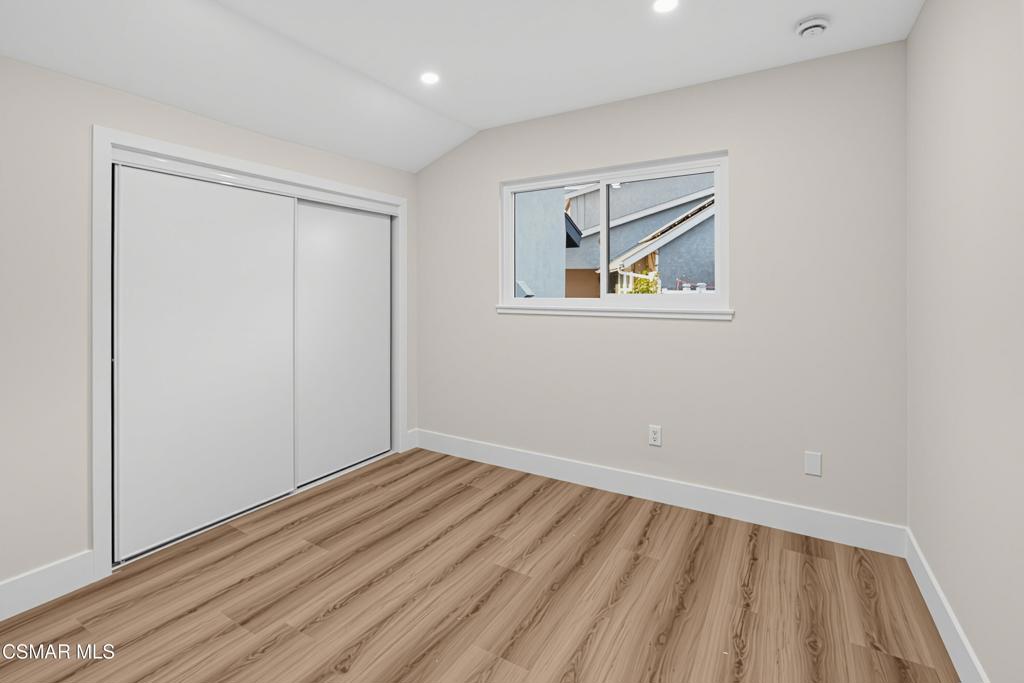 968 Tapies Court Property Photo 26