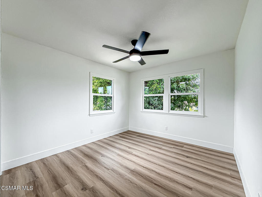 968 Tapies Court Property Photo 27