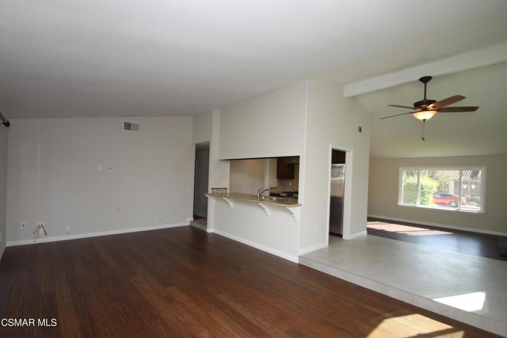 4745 Avedon Road Property Photo 3