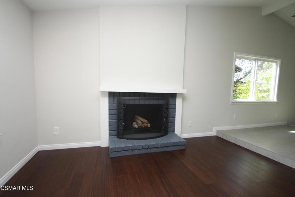 4745 Avedon Road Property Photo 9