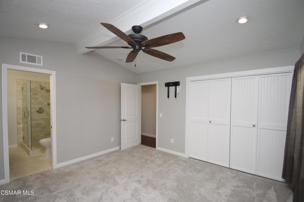 4745 Avedon Road Property Photo 10