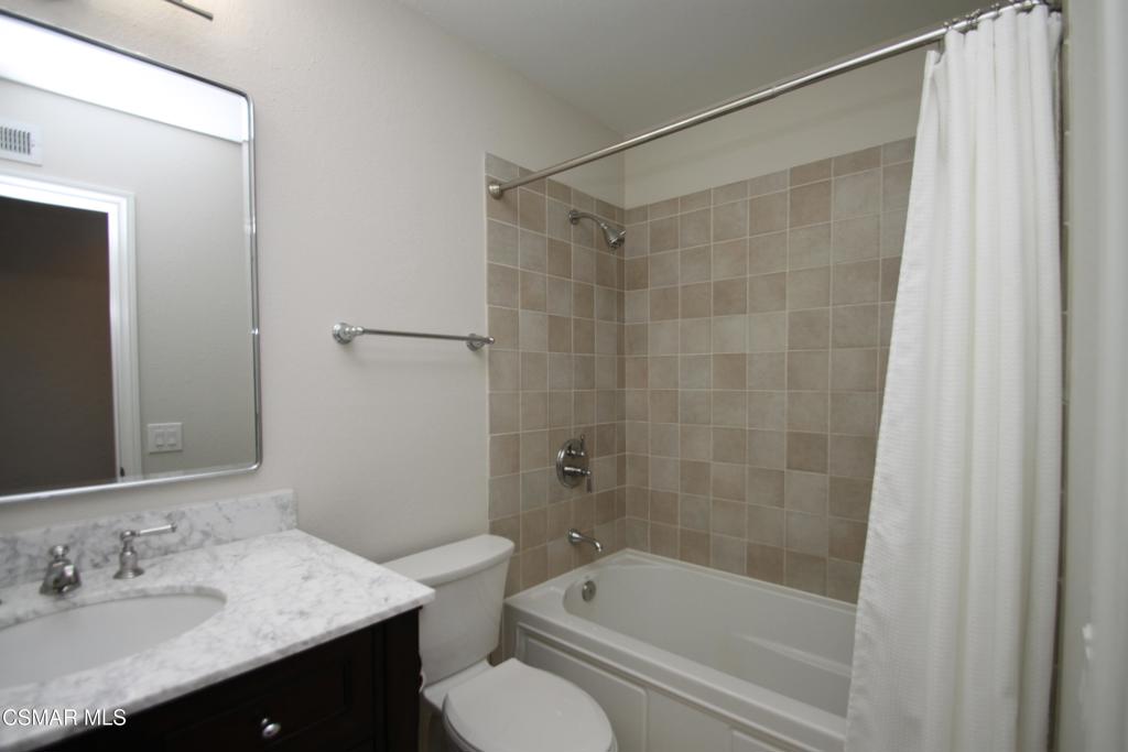 4745 Avedon Road Property Photo 14