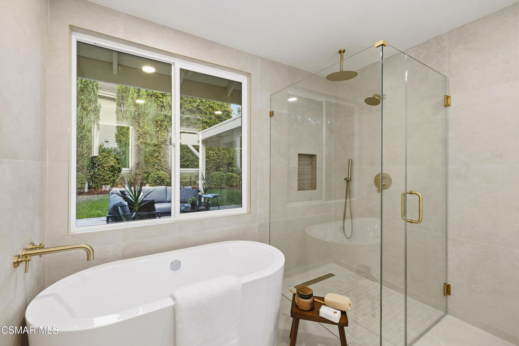 5834 Woodglen Drive Property Photo 32