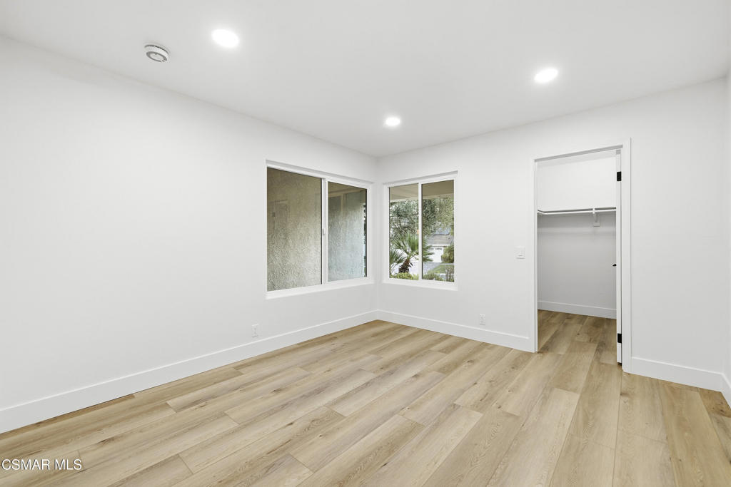 5834 Woodglen Drive Property Photo 36