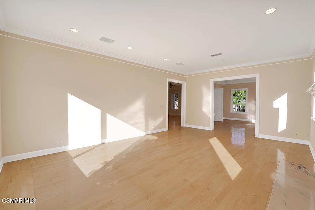591 W Stafford Road Property Photo 15