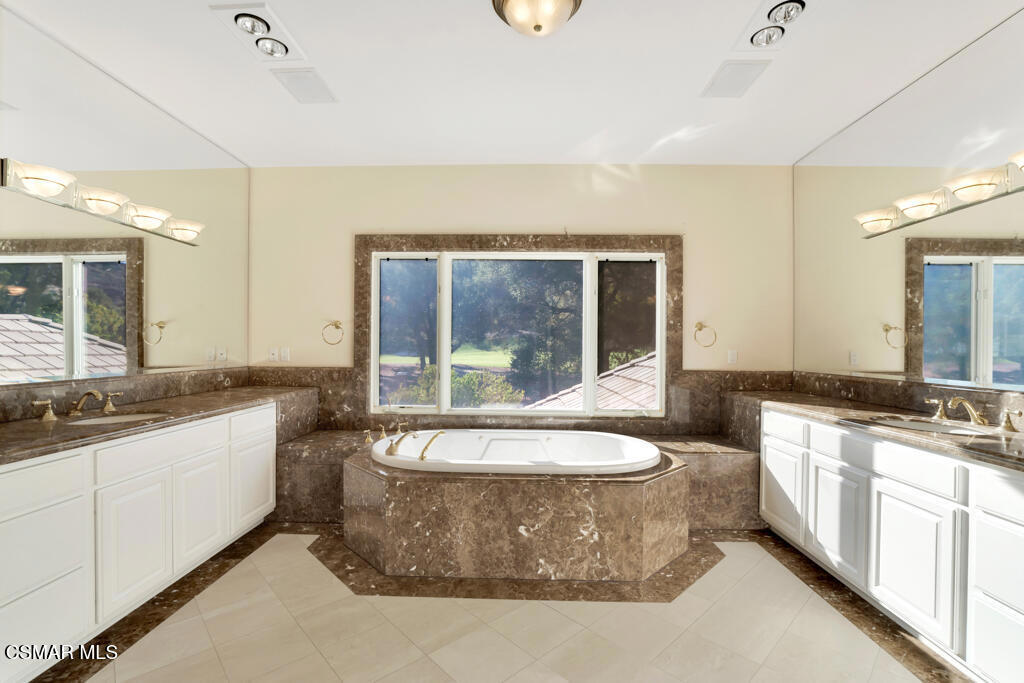 591 W Stafford Road Property Photo 39