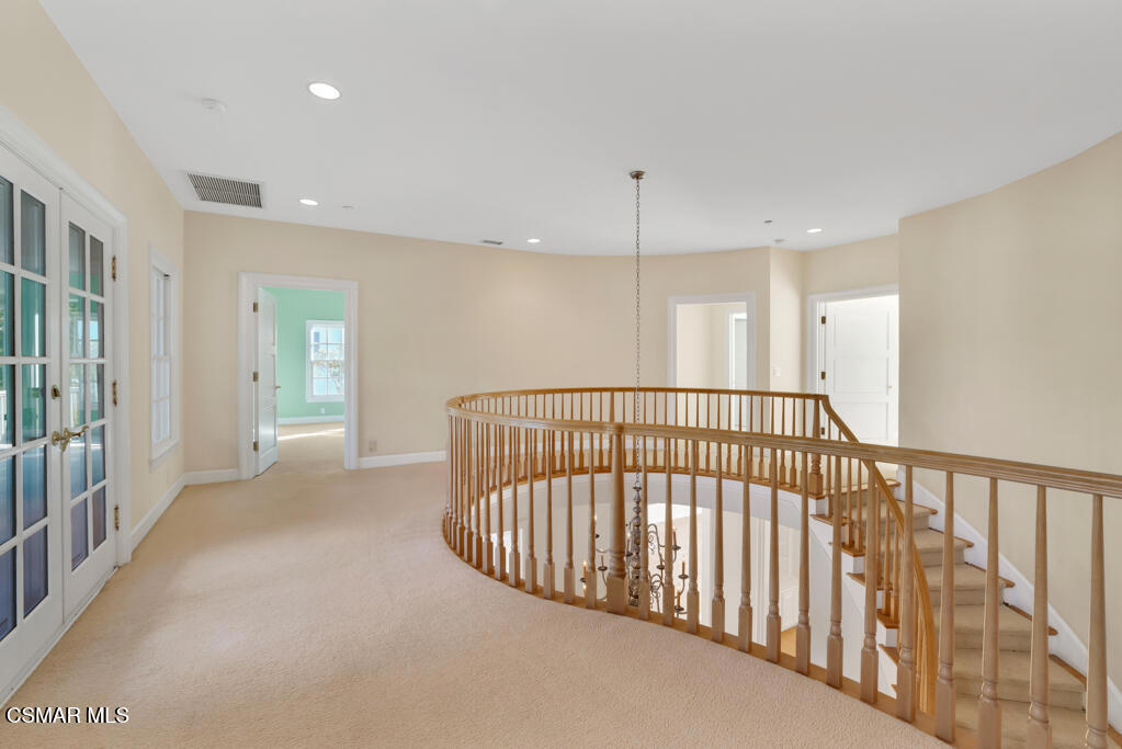 591 W Stafford Road Property Photo 49