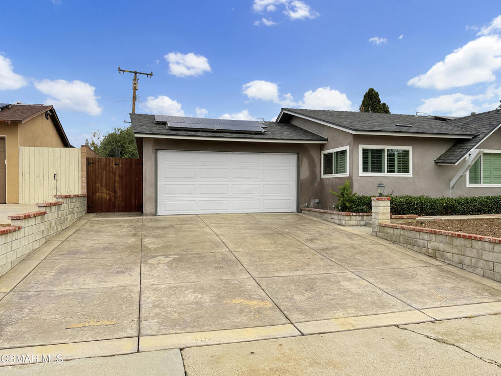 4679 Fannin Drive Property Photo 3