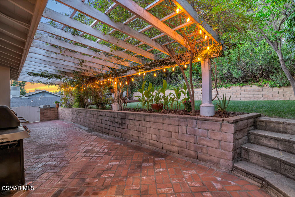 4632 Don Pio Drive Property Photo 38