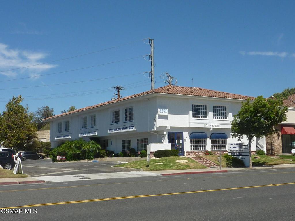 3275 E Thousand Oaks Property Photo 1