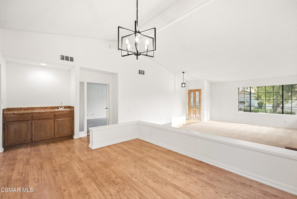 12675 Hillside Drive Property Photo 8