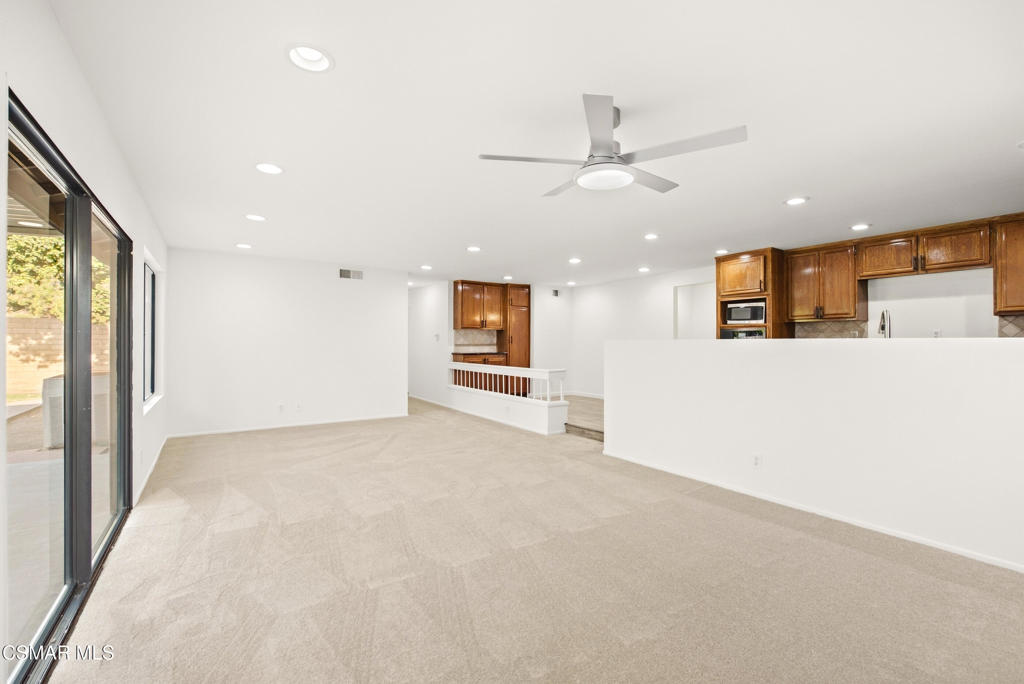 12675 Hillside Drive Property Photo 16