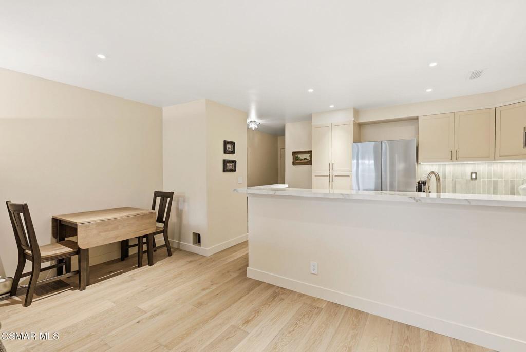 571 Artisan Road Property Photo 7