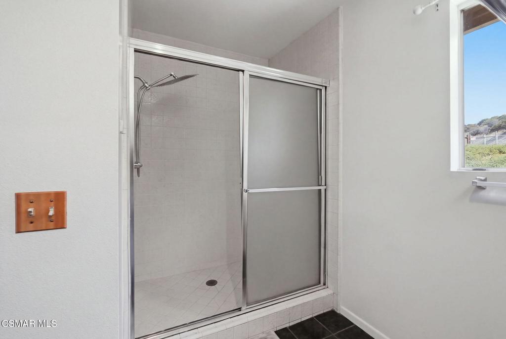 4915 Vejar Drive Property Photo 32