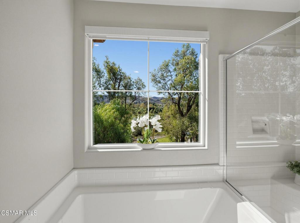242 Morro Way 2 Property Photo 24