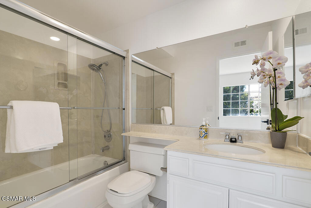 5534 Las Virgenes Road 124 Property Photo 17