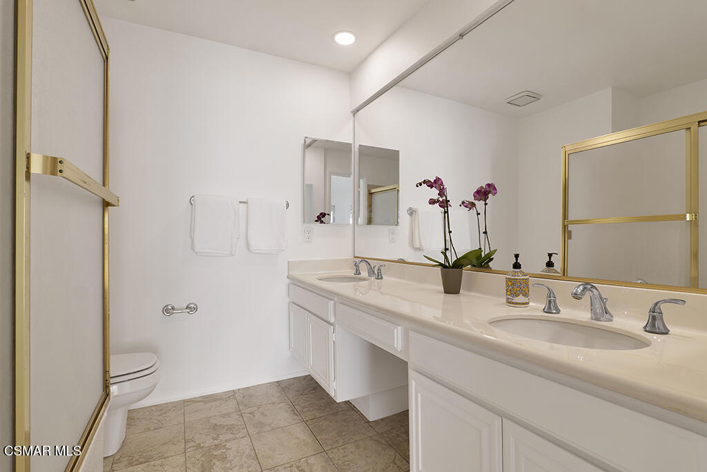 5534 Las Virgenes Road 124 Property Photo 25