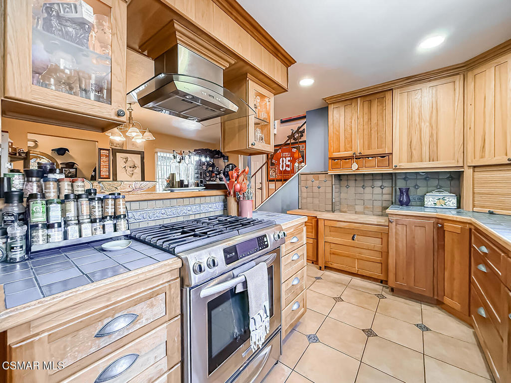 1772 Regent Street Property Photo 6