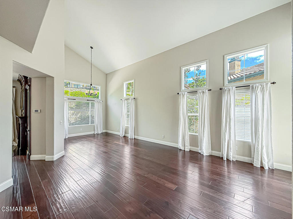 3159 Foxtail Court Property Photo 7