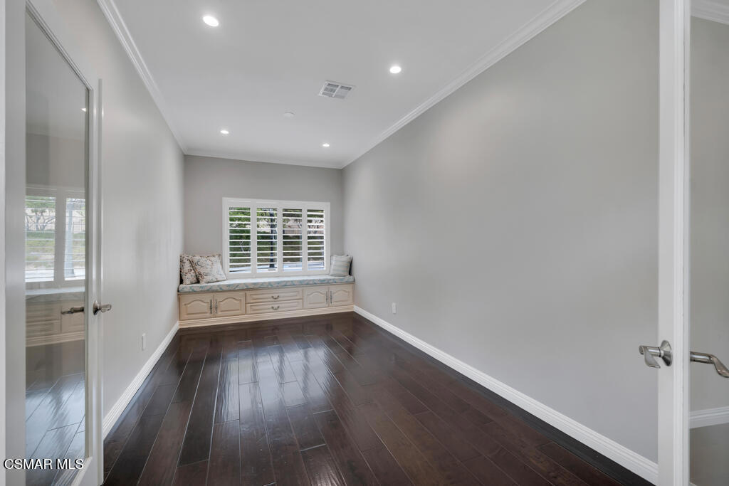 6320 Ballantine Place Property Photo 11