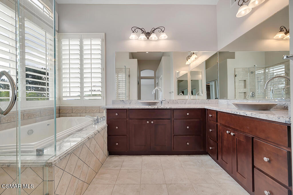 6320 Ballantine Place Property Photo 39