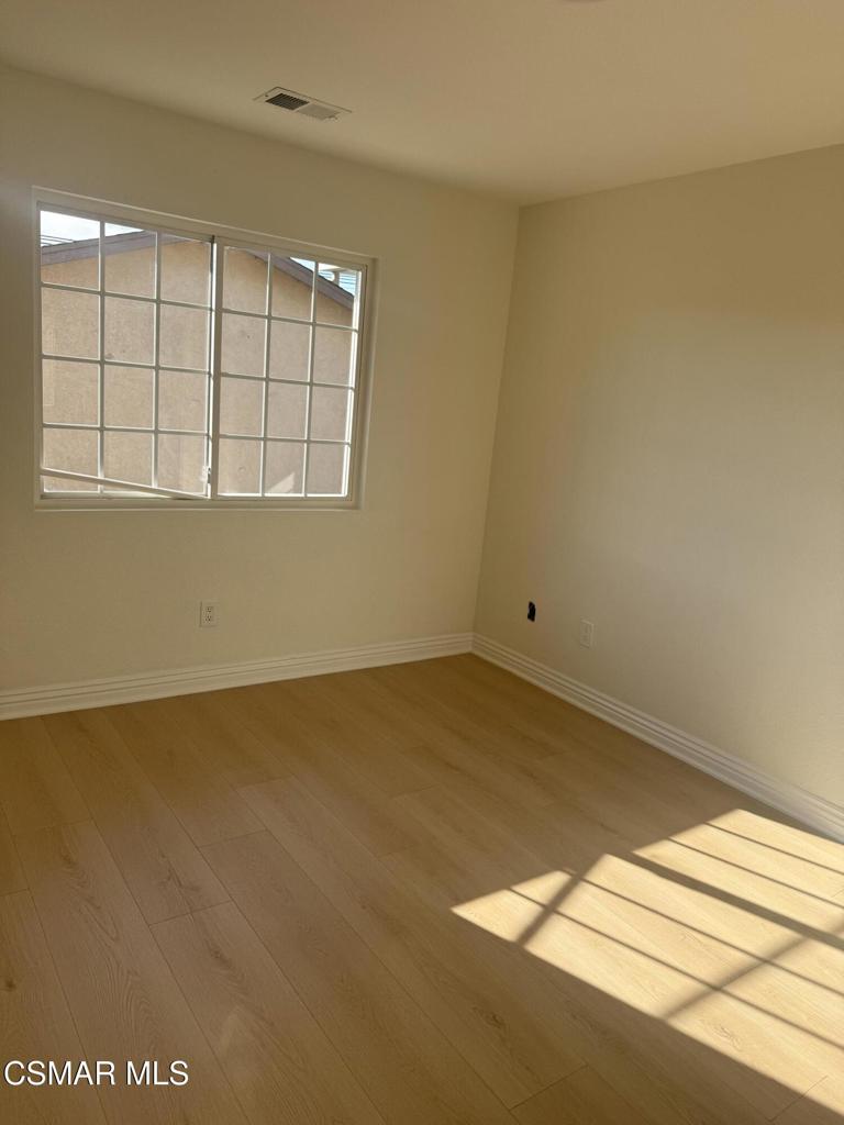 621 E Street 3 Property Photo 13