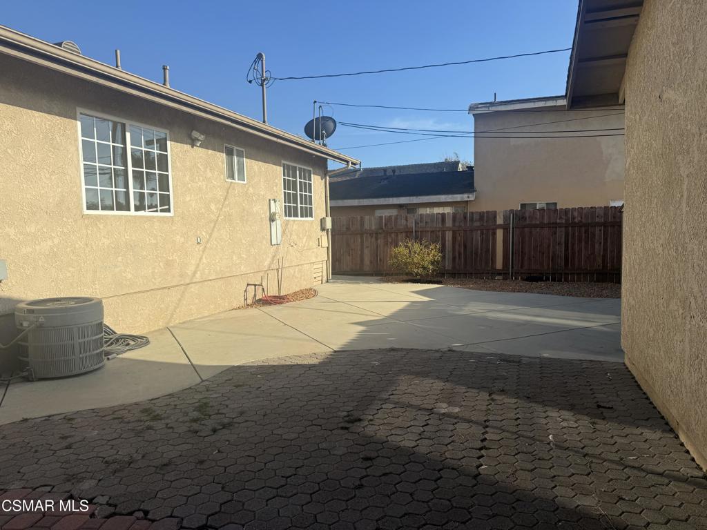 621 E Street 3 Property Photo 15